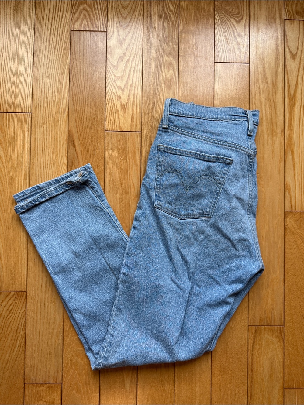 Levis 501 straight jean